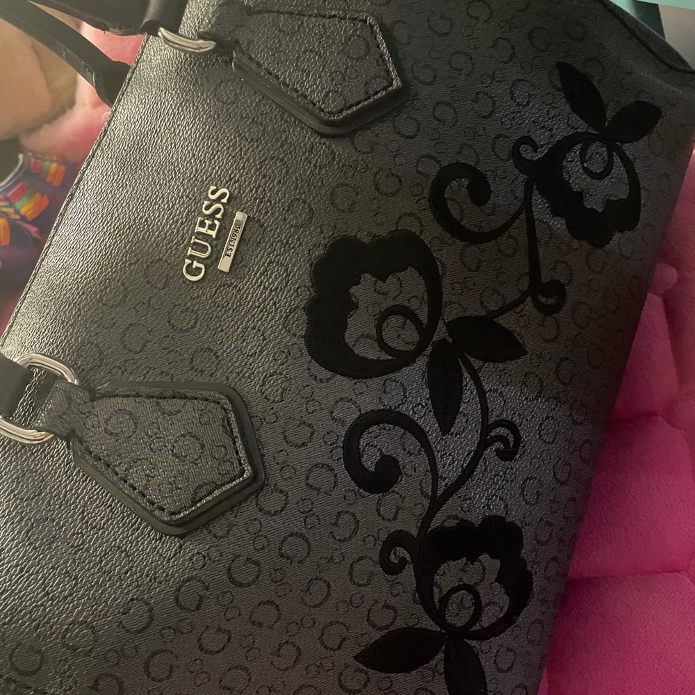 Guess purse